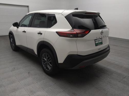 Glacier White 2023 Nissan Rogue S