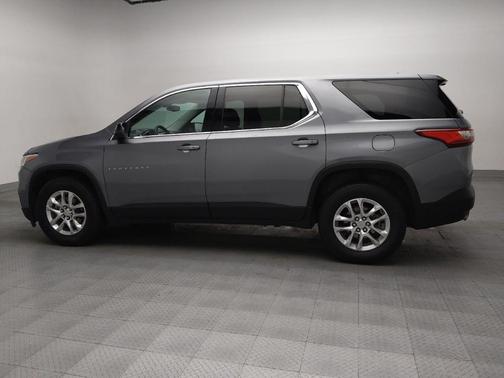 Satin Steel Metallic 2021 Chevrolet Traverse LS
