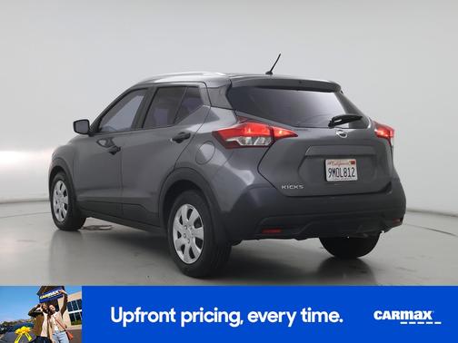 Gray 2019 Nissan Kicks S