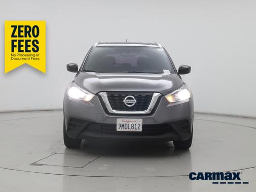 Gray 2019 Nissan Kicks S