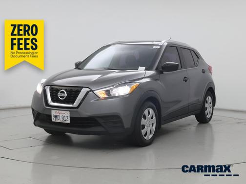 Gray 2019 Nissan Kicks S