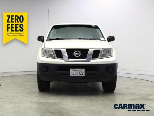 White 2019 Nissan Frontier S
