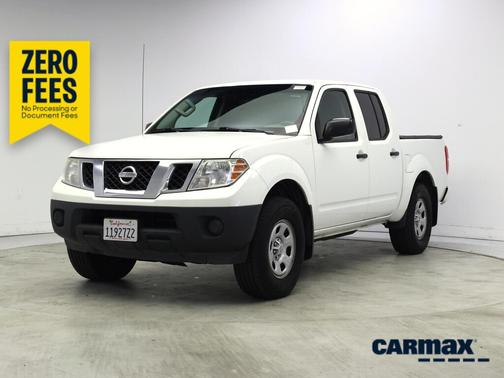 White 2019 Nissan Frontier S