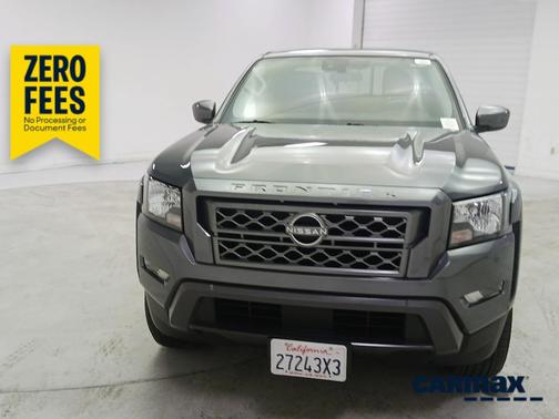 Gray 2023 Nissan Frontier SV