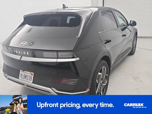Black 2024 Hyundai IONIQ 5 SE