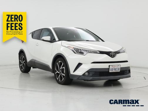 White 2018 Toyota C-HR XLE Premium
