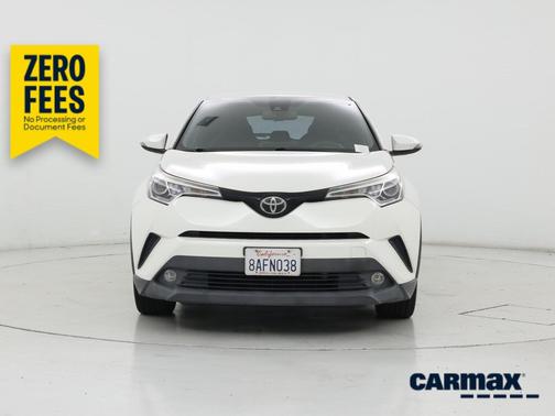 White 2018 Toyota C-HR XLE Premium