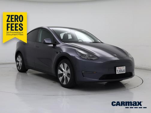 Gray 2023 Tesla Model Y Long Range