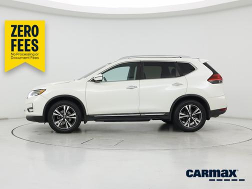 White 2017 Nissan Rogue SL