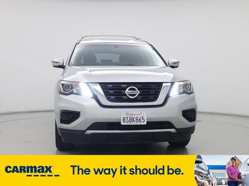 2020 Nissan Pathfinder S