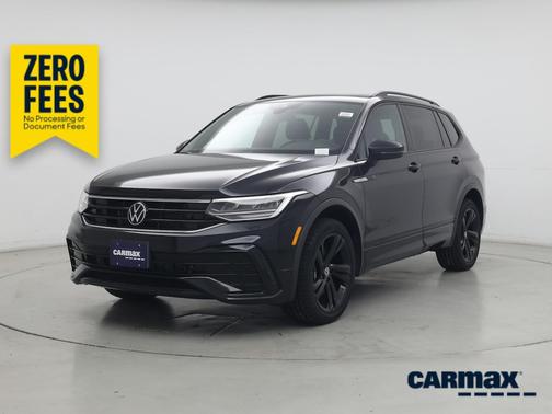 Black 2023 Volkswagen Tiguan SE R-Line Black