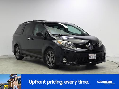 Black 2019 Toyota Sienna SE Premium