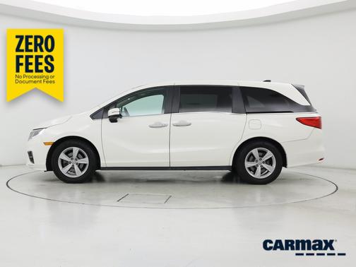 White 2019 Honda Odyssey EX