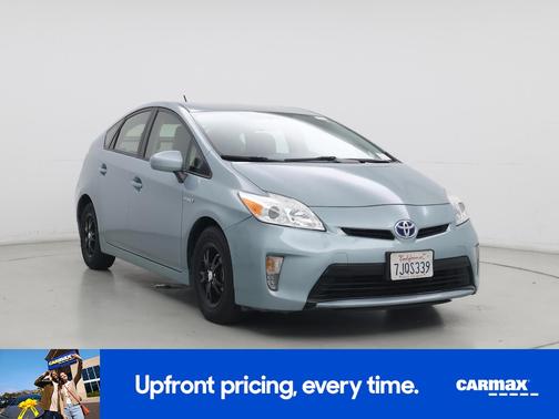 Green 2015 Toyota Prius Two