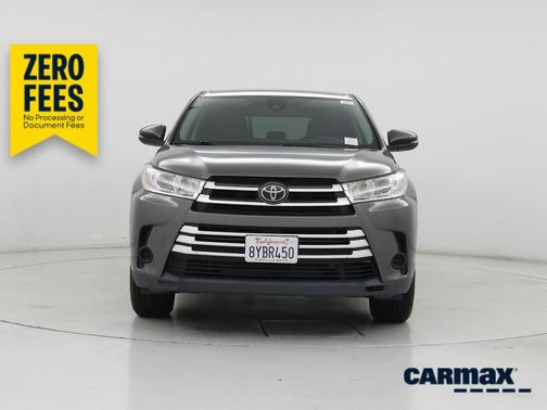Gray 2018 Toyota Highlander LE