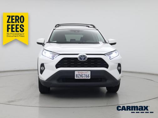 White 2021 Toyota RAV4 Hybrid XLE