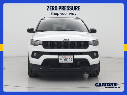 White 2024 Jeep Compass Latitude