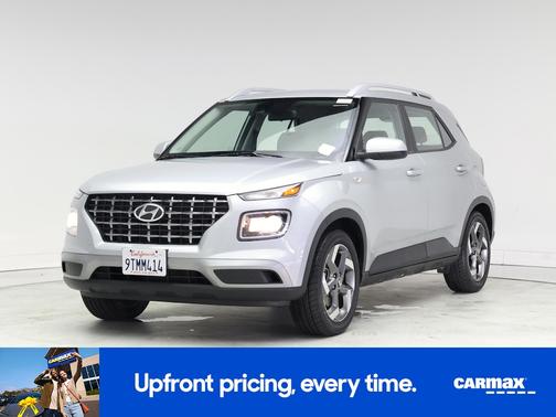 Silver 2021 Hyundai VENUE SEL