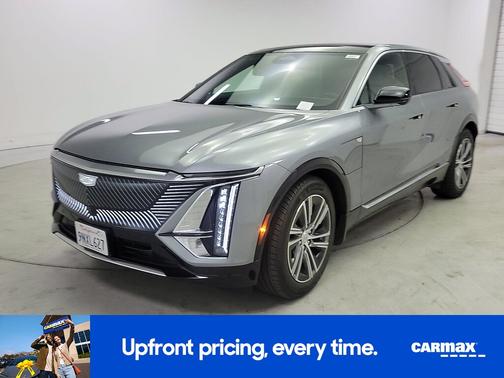 2024 Cadillac LYRIQ Luxury 2