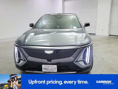 2024 Cadillac LYRIQ Luxury 2