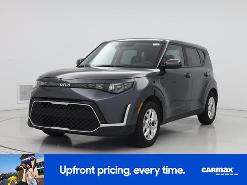 Gray 2025 Kia Soul LX
