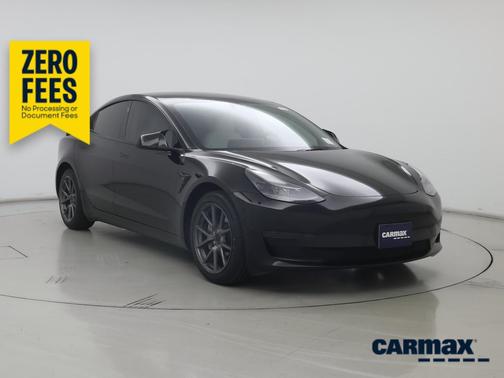 Black 2023 Tesla Model 3