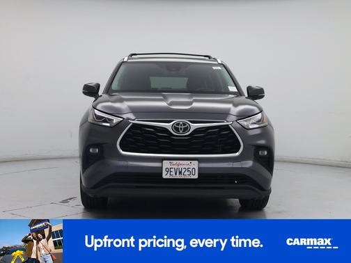 Gray 2023 Toyota Highlander Limited