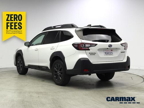White 2024 Subaru Outback Onyx Edition