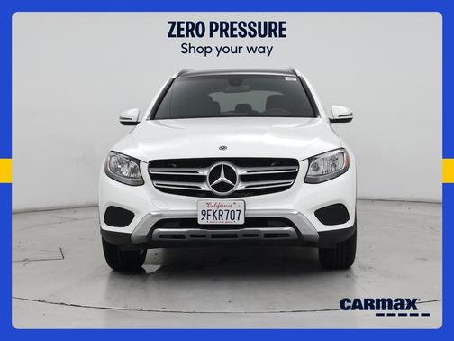 White 2018 Mercedes-Benz GLC 300