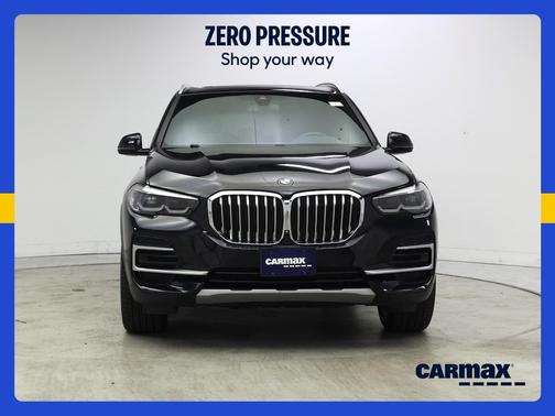 Black 2022 BMW X5 sDrive40i