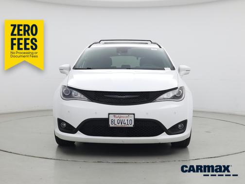 White 2019 Chrysler Pacifica Limited