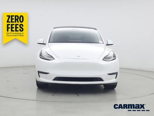 White 2023 Tesla Model Y Long Range