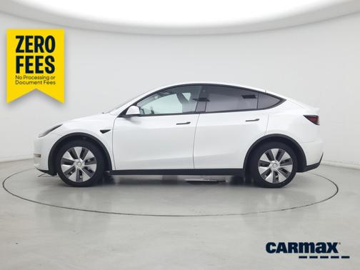 White 2023 Tesla Model Y Long Range