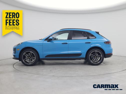 Blue 2019 Porsche Macan