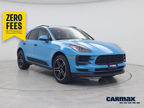Blue 2019 Porsche Macan