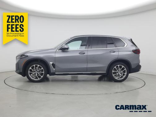 Gray 2024 BMW X5 sDrive40i