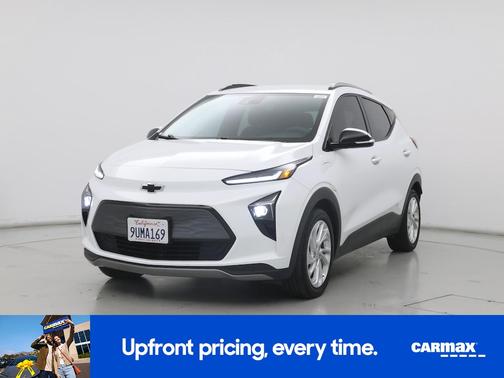 White 2023 Chevrolet Bolt EUV LT