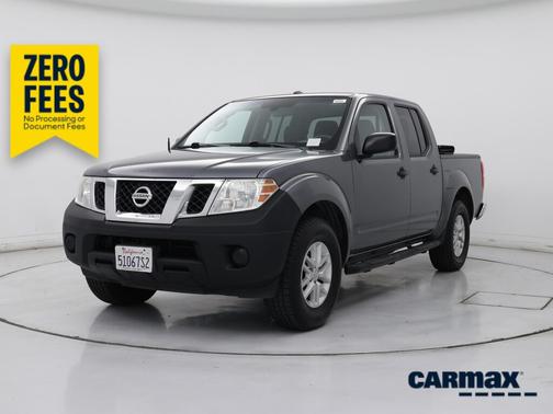 Gray 2018 Nissan Frontier SV