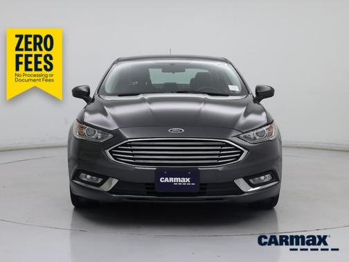 Gray 2017 Ford Fusion SE