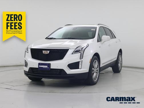 White 2022 Cadillac XT5 Sport