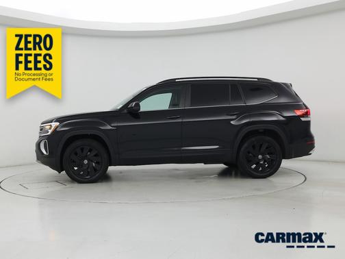 Black 2024 Volkswagen Atlas SE w/Tech