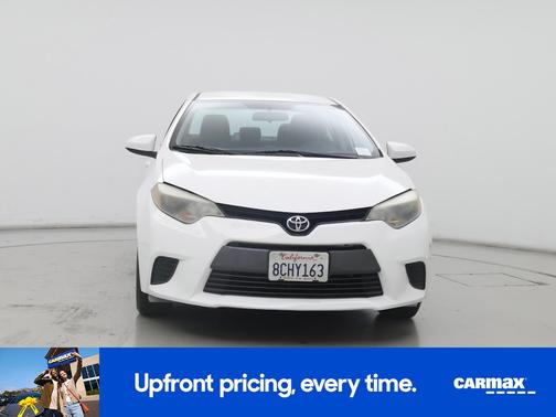 White 2014 Toyota Corolla LE