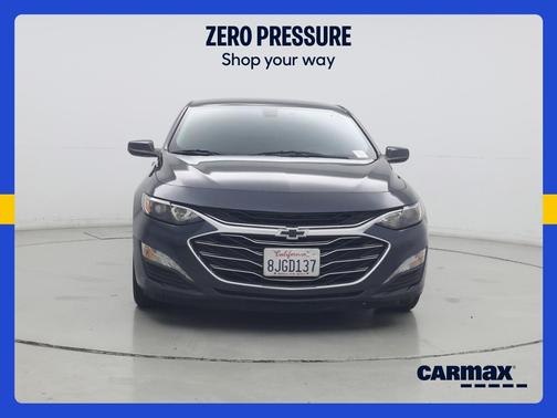 Gray 2019 Chevrolet Malibu LT