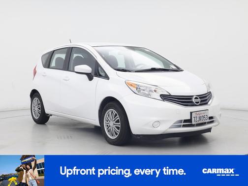 White 2016 Nissan Versa Note SV