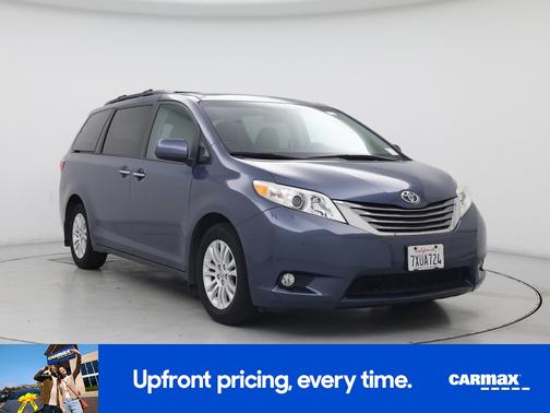 2017 Toyota Sienna XLE