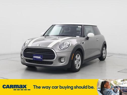 2017 MINI Hardtop Cooper