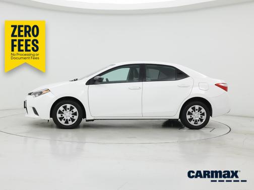 White 2016 Toyota Corolla LE