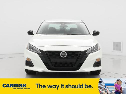 2022 Nissan Altima SR