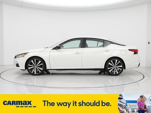 2022 Nissan Altima SR
