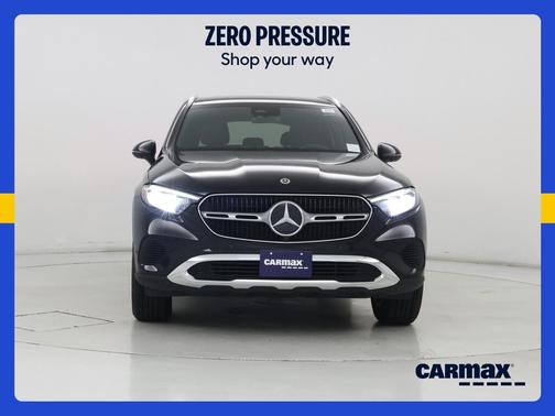 Black 2024 Mercedes-Benz GLC 300